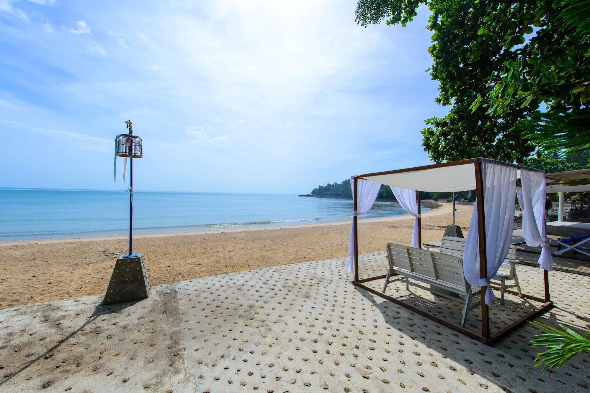 Issara Beach Resort Сичон Экстерьер фото
