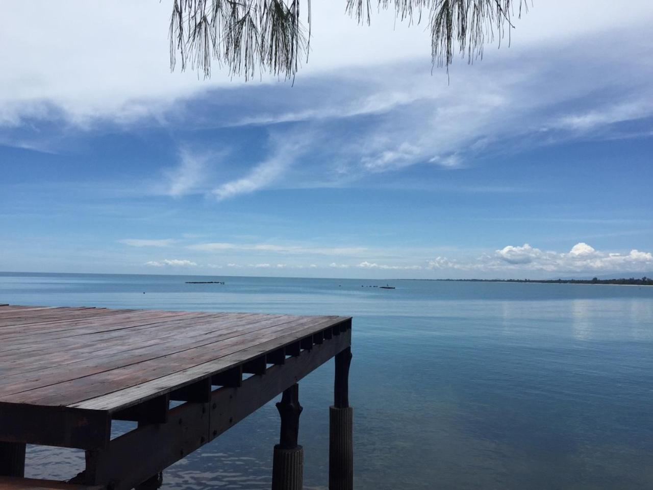 Issara Beach Resort Сичон Экстерьер фото